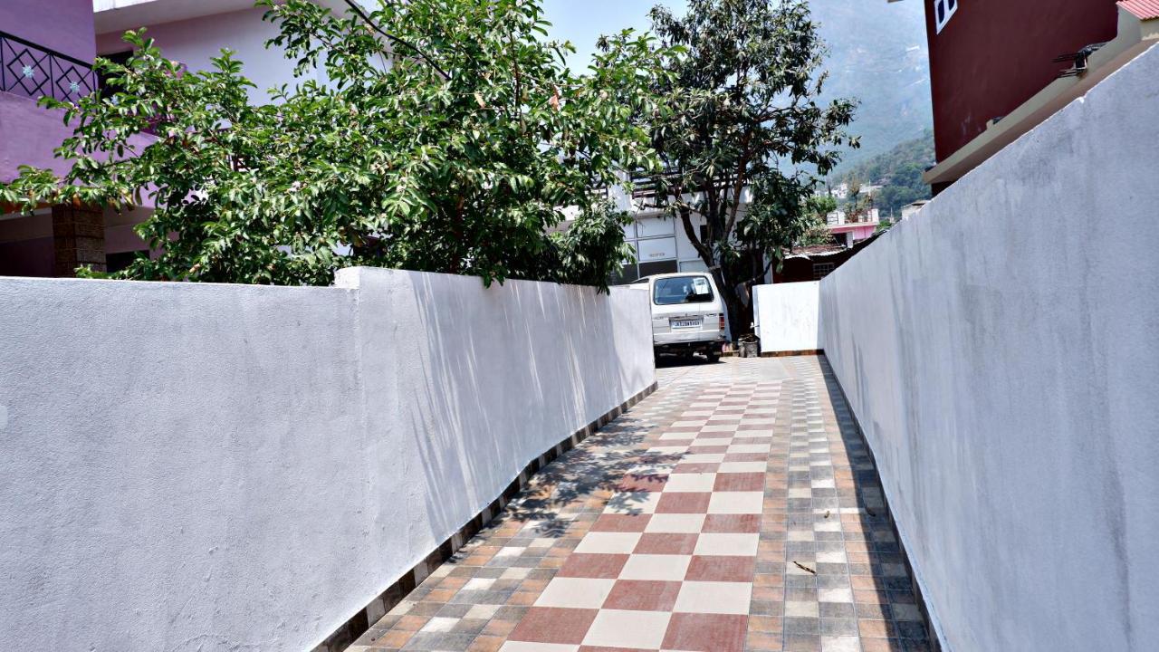 Saatvik Homestay Katra  Exterior photo